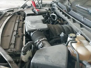 2023 Chevrolet Tahoe Premier с VIN 1GNSKSKD0PR217513, выставлен на аукционе IAAI как лот 41779222 с пробегом 55 424 миль миль и . История ставок и продаж доступна на DreamBid. Изображение 23.
