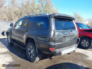 2005 Toyota 4Runner SR5 with VIN JTEBU14R258052004, listed as a IAAI auction lot 40916196 with 189,185 mi miles. Bid and sale history available at carsss.com. Image 3.