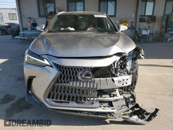 2023 Lexus NX 250 с VIN 2T2ADCAZ8PC003490, выставлен на аукционе Copart как лот 82197104 с пробегом 5 449 миль миль и Списание • Salvage title. История ставок и продаж доступна на DreamBid. Изображение 5.