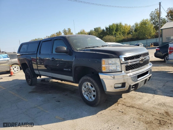 2011 Chevrolet Silverado 2500HD LTZ with VIN 1GC1KYCG5BF249139, listed as a Copart auction lot 75744484 with 224,194 mi miles and Salvage Title. Bid and sale history available at carsss.com. Image 4.
