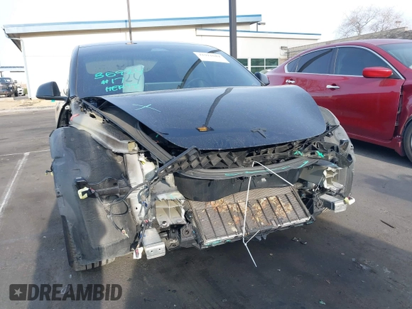 2023 Tesla Model 3 Performance z VIN 5YJ3E1EC3PF716085, wystawiony jako IAAI lot #41911684 z przebiegiem 45 184 mil mil oraz . Historia ofert i sprzedaży dostępna na DreamBid. Obrazek 6.