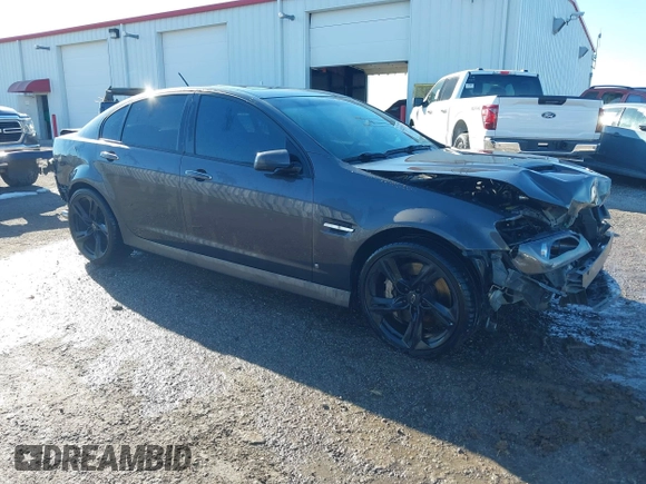 2009 Pontiac G8 GT with VIN 6G2EC57Y79L208207, listed as a IAAI auction lot 41232537 with 180,614 mi miles. Bid and sale history available at carsss.com. Image 1.