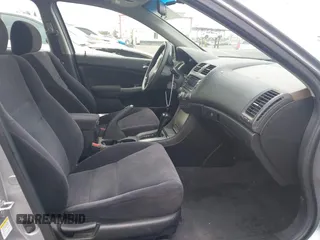 2003 Honda Accord EX z VIN JHMCM56673C058909, wystawiony jako IAAI lot #42458833 z przebiegiem 164 589 mil mil oraz . Historia ofert i sprzedaży dostępna na DreamBid. Obrazek 5.