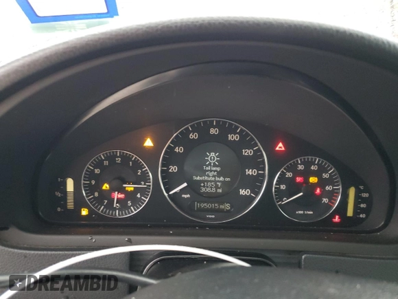 2007 Mercedes-Benz CLK 550 with VIN WDBTK72G37T077852, listed as a Copart auction lot 44957585 with 195,015 mi miles and Salvage Title. Bid and sale history available at DreamBid. Image 9.