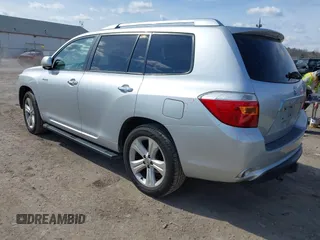 2010 Toyota Highlander Limited with VIN 5TDDK3EH3AS030488, listed as a IAAI auction lot 41695234 with 204,046 mi miles and . Bid and sale history available at DreamBid. Image 3.