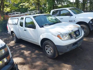 2016 Nissan Frontier SV with VIN 1N6BD0CTXGN752740, listed as a IAAI auction lot 42650236 with 140,225 mi miles and . Bid and sale history available at DreamBid. Image 1.