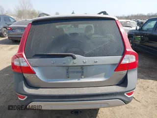 2012 Volvo XC70 3.2L with VIN YV4952BZ0C1141842, listed as a IAAI auction lot 41784679 with 106,541 mi miles and . Bid and sale history available at DreamBid. Image 16.