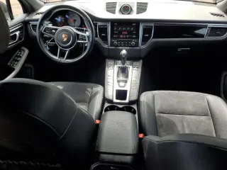 2017 Porsche Macan S with VIN WP1AB2A56HLB17109, listed as a Copart auction lot 55471415 with 74,528 mi miles and Clean Title. Bid and sale history available at DreamBid. Image 8.