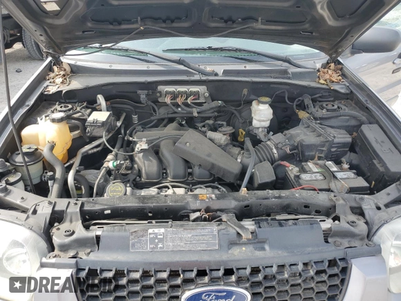 2007 Ford Escape Limited z VIN 1FMCU94127KB44362, wystawiony jako Copart lot #54825215 z przebiegiem 161 052 mil mil oraz Czysty tytuł • Clean title. Historia ofert i sprzedaży dostępna na DreamBid. Obrazek 12.