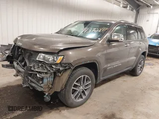 2018 Jeep Grand Cherokee Limited with VIN 1C4RJFBG2JC139502, listed as a IAAI auction lot 41372877 with 145,877 mi miles and . Bid and sale history available at DreamBid. Image 16.