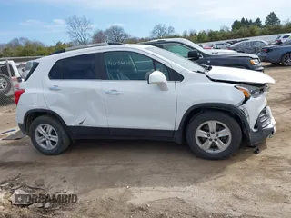 2018 Chevrolet Trax LT with VIN 3GNCJLSB6JL276835, listed as a IAAI auction lot 41882128 with 75,761 mi miles and . Bid and sale history available at carsss.com. Image 13.