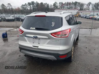 2016 Ford Escape Titanium with VIN 1FMCU0JX7GUB25573, listed as a IAAI auction lot 41871980 with 157,525 mi miles. Bid and sale history available at carsss.com. Image 4.