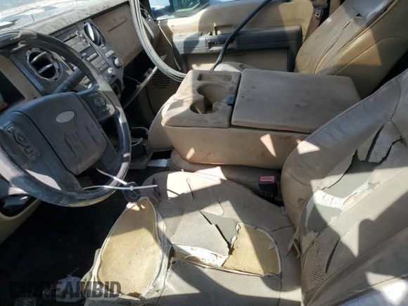 2011 Ford F-350 z VIN 1FT8W3AT3BEC35431, wystawiony jako Copart lot #78620444 z przebiegiem Nie podano mil oraz Szkoda całkowita • Salvage title. Historia ofert i sprzedaży dostępna na DreamBid. Obrazek 7.