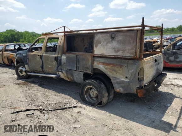 2006 Ford F-350 XL with VIN 1FTWW33P56EA35759, listed as a Copart auction lot 58415435 with Not provided miles and Clean title. Bid and sale history available at DreamBid. Image 2.