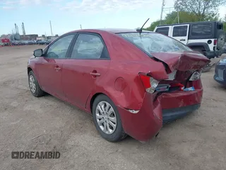 2010 Kia Forte EX z VIN KNAFU4A25A5062713, wystawiony jako IAAI lot #42134087 z przebiegiem 167 620 mil mil oraz . Historia ofert i sprzedaży dostępna na DreamBid. Obrazek 3.