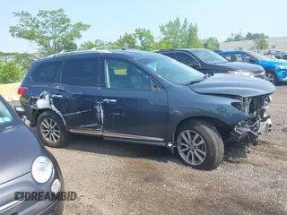 2014 Nissan Pathfinder S with VIN 5N1AR2MM0EC683354, listed as a IAAI auction lot 42413348 with 95,089 mi miles and . Bid and sale history available at DreamBid. Image 14.