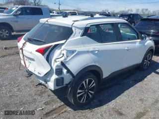 2018 Nissan Kicks S with VIN 3N1CP5CU1JL508859, listed as a IAAI auction lot 41814663 with 24,192 mi miles. Bid and sale history available at carsss.com. Image 4.