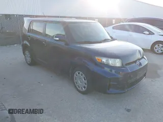 2015 Scion xB with VIN JTLZE4FE1FJ071377, listed as a IAAI auction lot 41282725 with 152,704 mi miles. Bid and sale history available at carsss.com. Image 1.