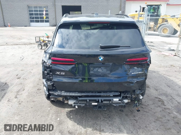2025 BMW X5 xDrive40i with VIN 5UX23EU03S9Z21861, listed as a IAAI auction lot 41852928 with 992 mi miles and . Bid and sale history available at DreamBid. Image 17.