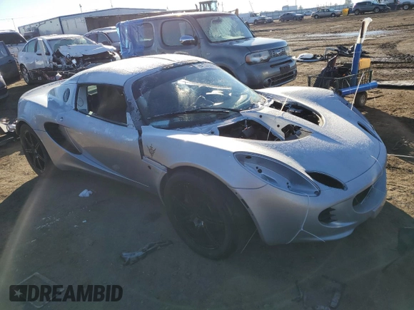 2006 Lotus Elise z VIN SCCPC11136HL31487, wystawiony jako Copart lot #79508394 z przebiegiem 27 575 mil mil oraz Szkody całkowita. Historia ofert i sprzedaży dostępna na DreamBid. Obrazek 4.