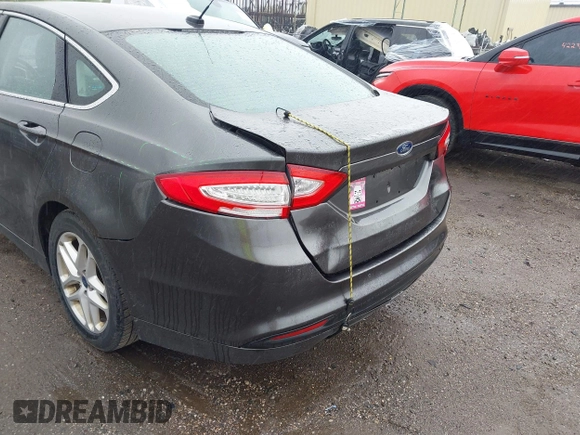 2015 Ford Fusion SE z VIN 1FA6P0HD7F5129349, wystawiony jako IAAI lot #42232873 z przebiegiem 204 635 mil mil oraz . Historia ofert i sprzedaży dostępna na DreamBid. Obrazek 6.