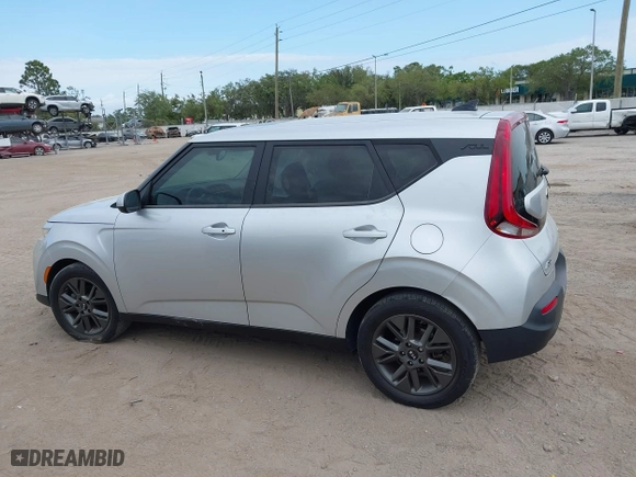 2021 Kia Soul EX with VIN KNDJ33AU5M7790701, listed as a IAAI auction lot 41845976 with 31,350 mi miles. Bid and sale history available at carsss.com. Image 13.