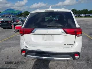 2017 Mitsubishi Outlander SE with VIN JA4AD3A30HZ025100, listed as a IAAI auction lot 42423429 with 205,827 mi miles and . Bid and sale history available at DreamBid. Image 17.