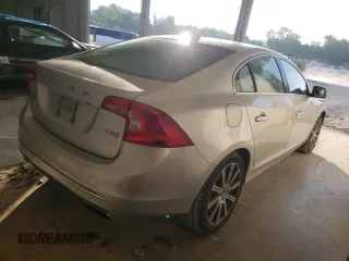 2018 Volvo S60 Inscription with VIN LYV402HK0JB164792, listed as a Copart auction lot 68596783 with 59,924 mi miles. Bid and sale history available at carsss.com. Image 3.