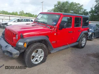 2018 Jeep Wrangler Unlimited Sport z VIN 1C4HJXDG9JW227864, wystawiony jako IAAI lot #42504877 z przebiegiem 53 378 mil mil oraz . Historia ofert i sprzedaży dostępna na DreamBid. Obrazek 17.