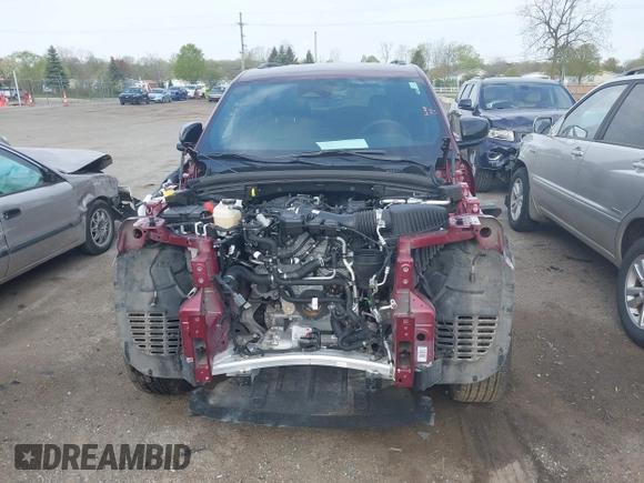 2025 Jeep Grand Cherokee Laredo z VIN 1C4RJHAG5S8657198, wystawiony jako IAAI lot #42146067 z przebiegiem 5186 mil mil oraz . Historia ofert i sprzedaży dostępna na DreamBid. Obrazek 12.