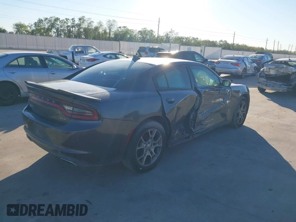2015 Dodge Charger SXT z VIN 2C3CDXJG1FH746276, wystawiony jako IAAI lot #40925452 z przebiegiem 121 070 mil mil oraz . Historia ofert i sprzedaży dostępna na DreamBid. Obrazek 4.