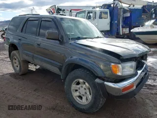 1998 Toyota 4Runner Limited with VIN JT3HN87RXW0143333, listed as a IAAI auction lot 41671214 with 233,600 mi miles and . Bid and sale history available at DreamBid. Image 1.