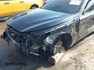 2018 Infiniti Q50 3.0t LUXE with VIN JN1EV7AP1JM590282, listed as a IAAI auction lot 41701763 with 111,318 mi miles. Bid and sale history available at carsss.com. Image 18.