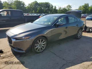 2022 Mazda 3 Premium with VIN 3MZBPBDL0NM308999, listed as a Copart auction lot 62640635 with 18,424 mi miles and Salvage title. Bid and sale history available at DreamBid. Image 1.
