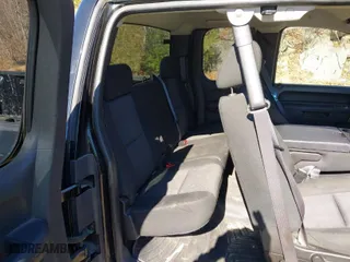 2011 GMC Sierra 1500 SLE with VIN 1GTR2VE33BZ249635, listed as a IAAI auction lot 41689588 with 208,871 mi miles. Bid and sale history available at carsss.com. Image 8.