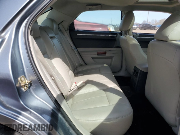 2006 Chrysler 300 Touring with VIN 2C3KA53G86H401686, listed as a Copart auction lot 54991705 with 120,824 mi miles and Clean Title. Bid and sale history available at carsss.com. Image 10.