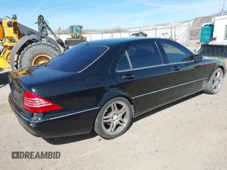 2002 Mercedes-Benz S-Class 5.0L with VIN WDBNG75J22A231974, listed as a IAAI auction lot 41836783 with 187,211 mi miles. Bid and sale history available at carsss.com. Image 4.
