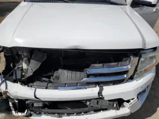 2016 Ford Expedition Max Limited z VIN 1FMJK1KT3GEF12095, wystawiony jako Copart lot #51975955 z przebiegiem 165 798 mil mil oraz Szkoda całkowita • Salvage title. Historia ofert i sprzedaży dostępna na DreamBid. Obrazek 13.