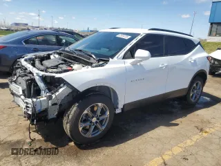 2024 Chevrolet Blazer LT z VIN 3GNKBCR49RS277852, wystawiony jako Copart lot #52954735 z przebiegiem 5 567 mil mil oraz Szkoda całkowita • Salvage title. Historia ofert i sprzedaży dostępna na DreamBid. Obrazek 1.