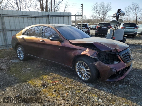 2019 Mercedes-Benz S 560 with VIN WDDUG8GB1KA460161, listed as a Copart auction lot 84056044 with 37,953 mi miles and Salvage Title. Bid and sale history available at DreamBid. Image 4.
