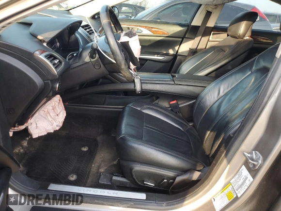 2015 Lincoln MKZ Hybrid z VIN 3LN6L2LU8FR618506, wystawiony jako Copart lot #54223965 z przebiegiem 130 824 mil mil oraz Czysty tytuł • Clean title. Historia ofert i sprzedaży dostępna na DreamBid. Obrazek 7.
