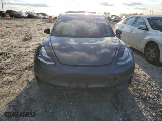 2019 Tesla Model 3 Long Range with VIN 5YJ3E1EB5KF195256, listed as a Copart auction lot 89077375 with 55,719 mi miles and Salvage Title. Bid and sale history available at carsss.com. Image 5.