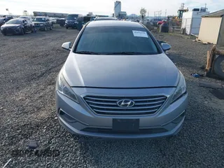 2017 Hyundai Sonata SE with VIN 5NPE24AF3HH510402, listed as a IAAI auction lot 41891129 with 228,067 mi miles and . Bid and sale history available at DreamBid. Image 12.