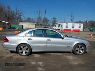 2003 Mercedes-Benz E-Class 3.2L with VIN WDBUF65J43A195490, listed as a IAAI auction lot 41538291 with 161,222 mi miles. Bid and sale history available at carsss.com. Image 13.