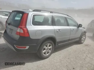 2010 Volvo XC70 3.2L with VIN YV4960BZ0A1093001, listed as a Copart auction lot 48827435 with 125,467 mi miles and Salvage Title. Bid and sale history available at DreamBid. Image 3.