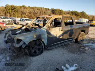 2018 Ram 1500 Night with VIN 1C6RR7MT5JS152282, listed as a Copart auction lot 42986395 with 0 mi miles and Salvage Title. Bid and sale history available at carsss.com. Image 1.