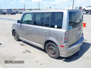 2005 Scion xB with VIN JTLKT334250219070, listed as a IAAI auction lot 41960092 with 184,895 mi miles. Bid and sale history available at carsss.com. Image 3.