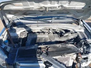2006 Honda Pilot LX with VIN 2HKYF18156H556689, listed as a IAAI auction lot 40792236 with 273,856 mi miles. Bid and sale history available at carsss.com. Image 10.