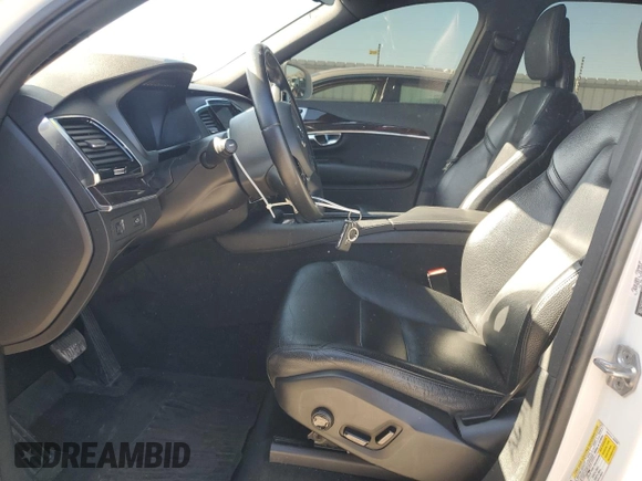 2017 Volvo XC90 Momentum with VIN YV4A22PK5H1148777, listed as a Copart auction lot 55532165 with 135,779 mi miles and Clean Title. Bid and sale history available at DreamBid. Image 7.