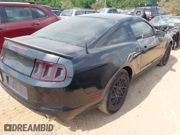 2013 Ford Mustang V6 with VIN 1ZVBP8AM4D5243305, listed as a IAAI auction lot 42162203 with 141,196 mi miles and . Bid and sale history available at DreamBid. Image 4.
